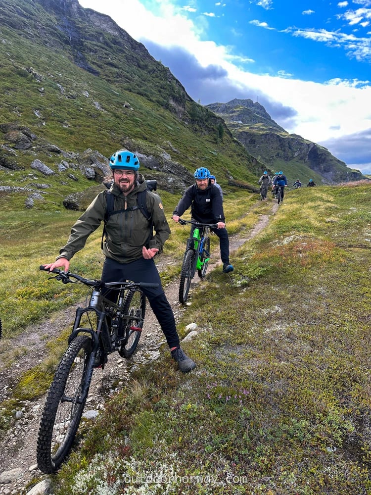 TERRENGSYKKELTUR I NORGE