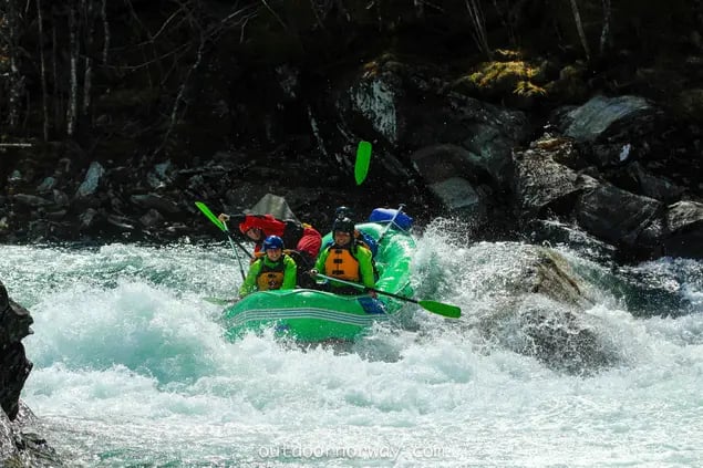 Rafting og terrengsykling