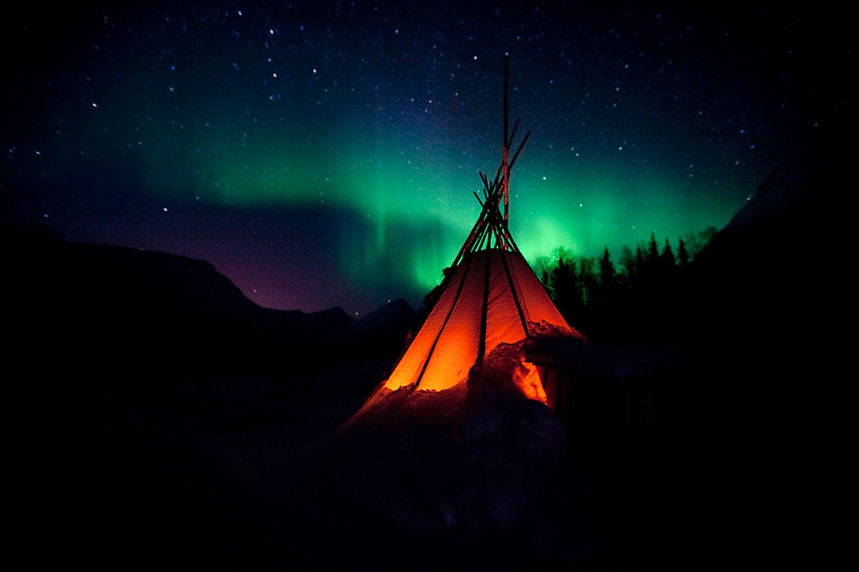 nordlys-telt-natt-norge