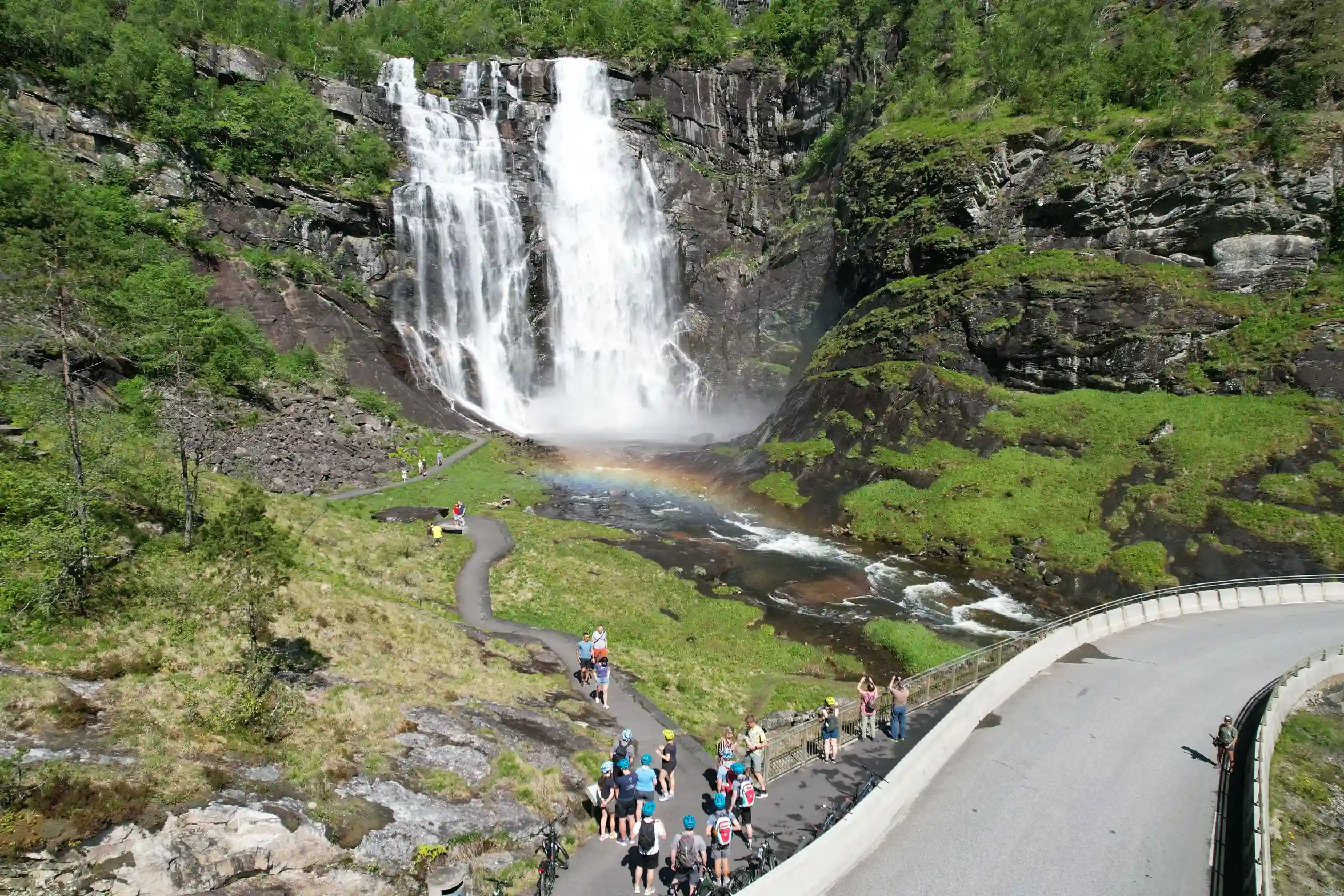 DAG 6 – E-SYKKELTUR TIL KJERVEFOSSEN + KVEIKINGENES TUR