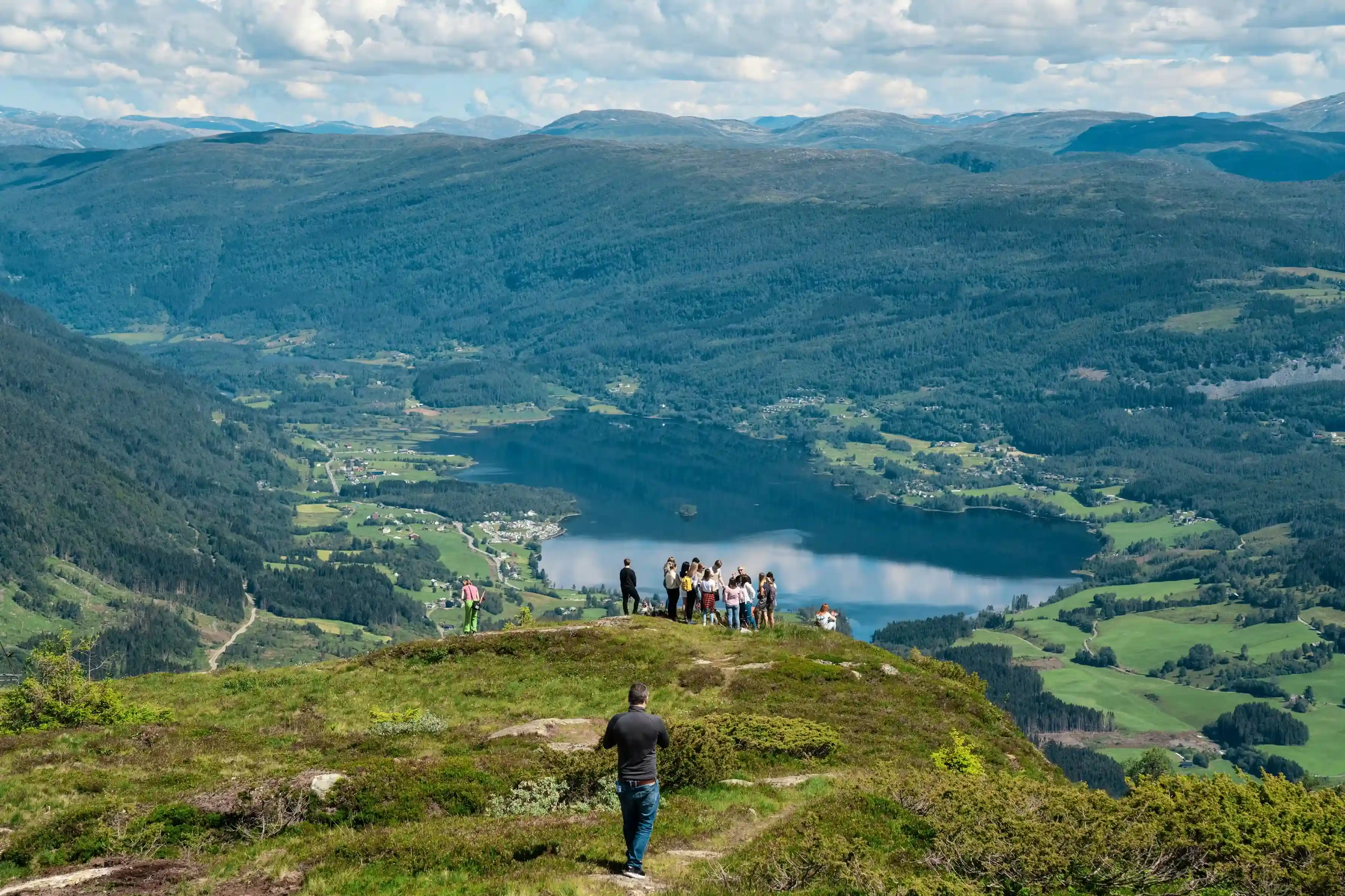 DAG 5 – GONDOLTUR, FOTTUR OG STARTSTED FOR PARAGLIDING