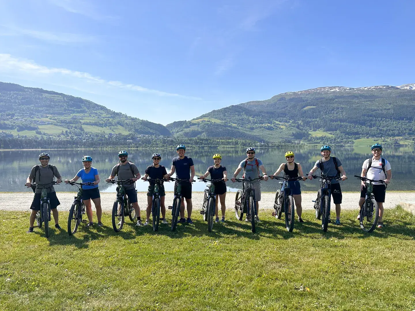 DAG 4 – SYKKELTUR MED E-CITY-SYKKEL RUNDT INNSJØEN