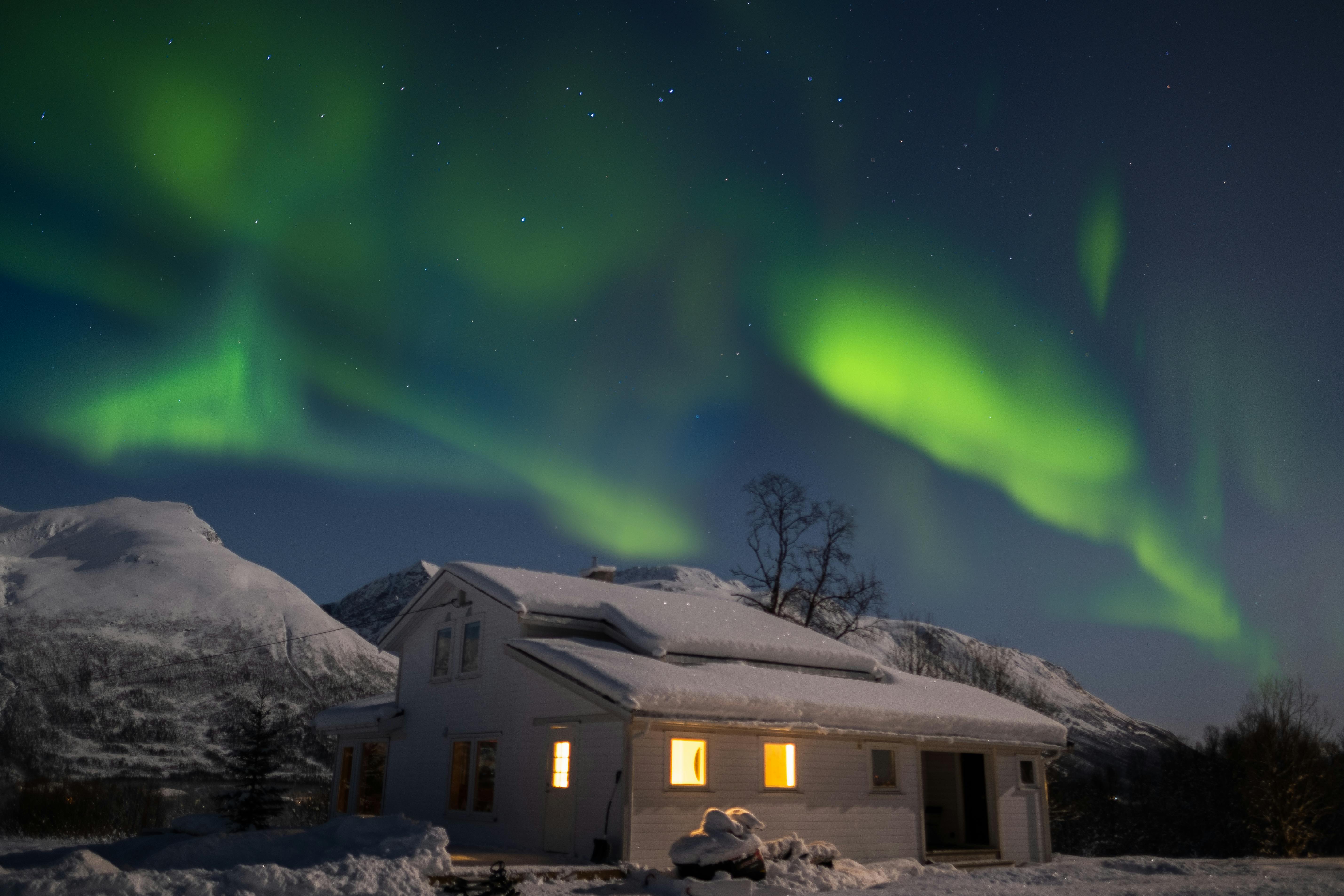 utsikt-over-nordlyset-i-tromsø